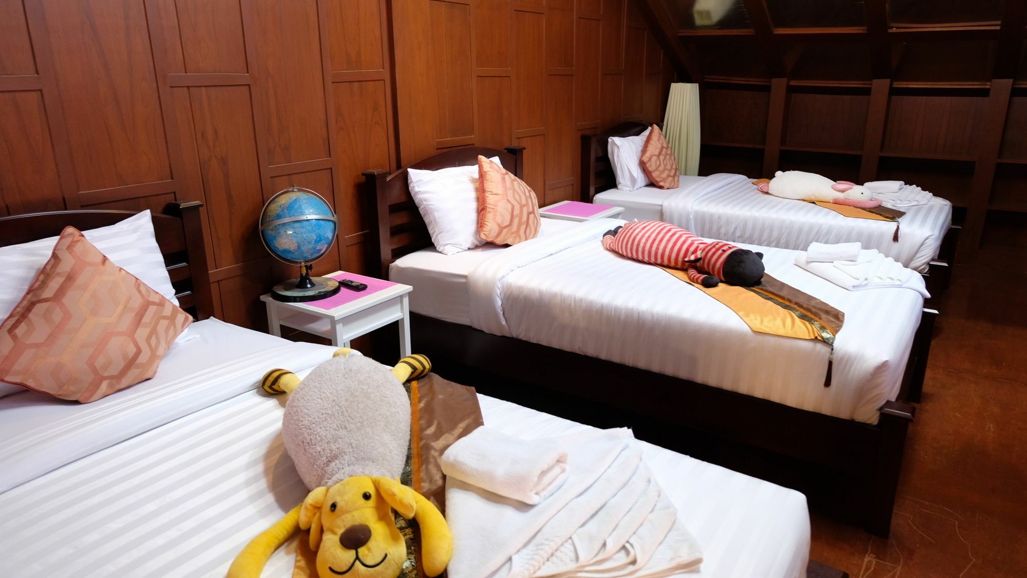 Baan Ratchapruek Villa Phuket Exterior photo