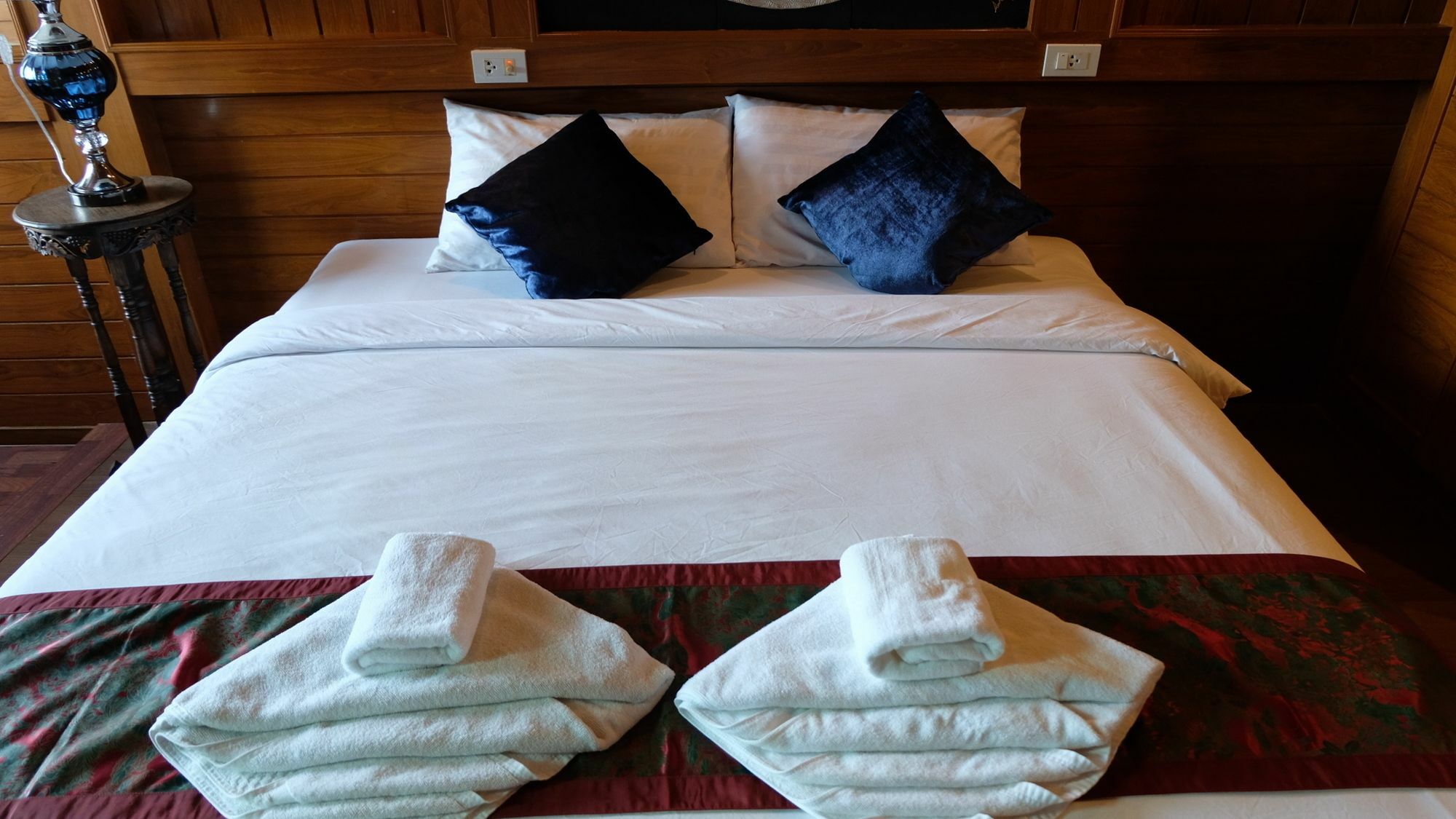 Baan Ratchapruek Villa Phuket Exterior photo